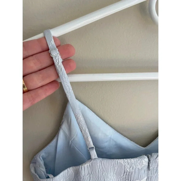 Lulu's Truly Exquisite Light Blue Jacquard Tulip Midi Dress Size Medium NWT - Picture 13 of 13